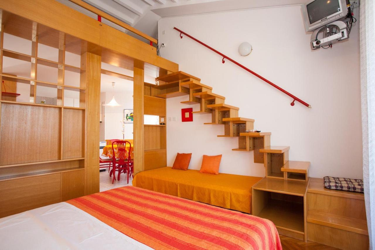 Valentina Apartment And Studio Vantacici Ngoại thất bức ảnh